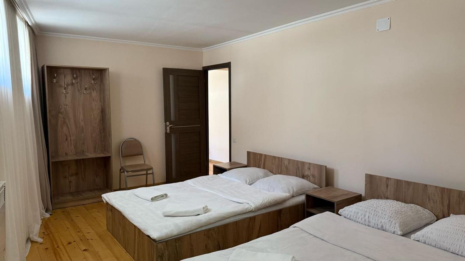 מסטיה Eka'S Guest House מראה חיצוני תמונה