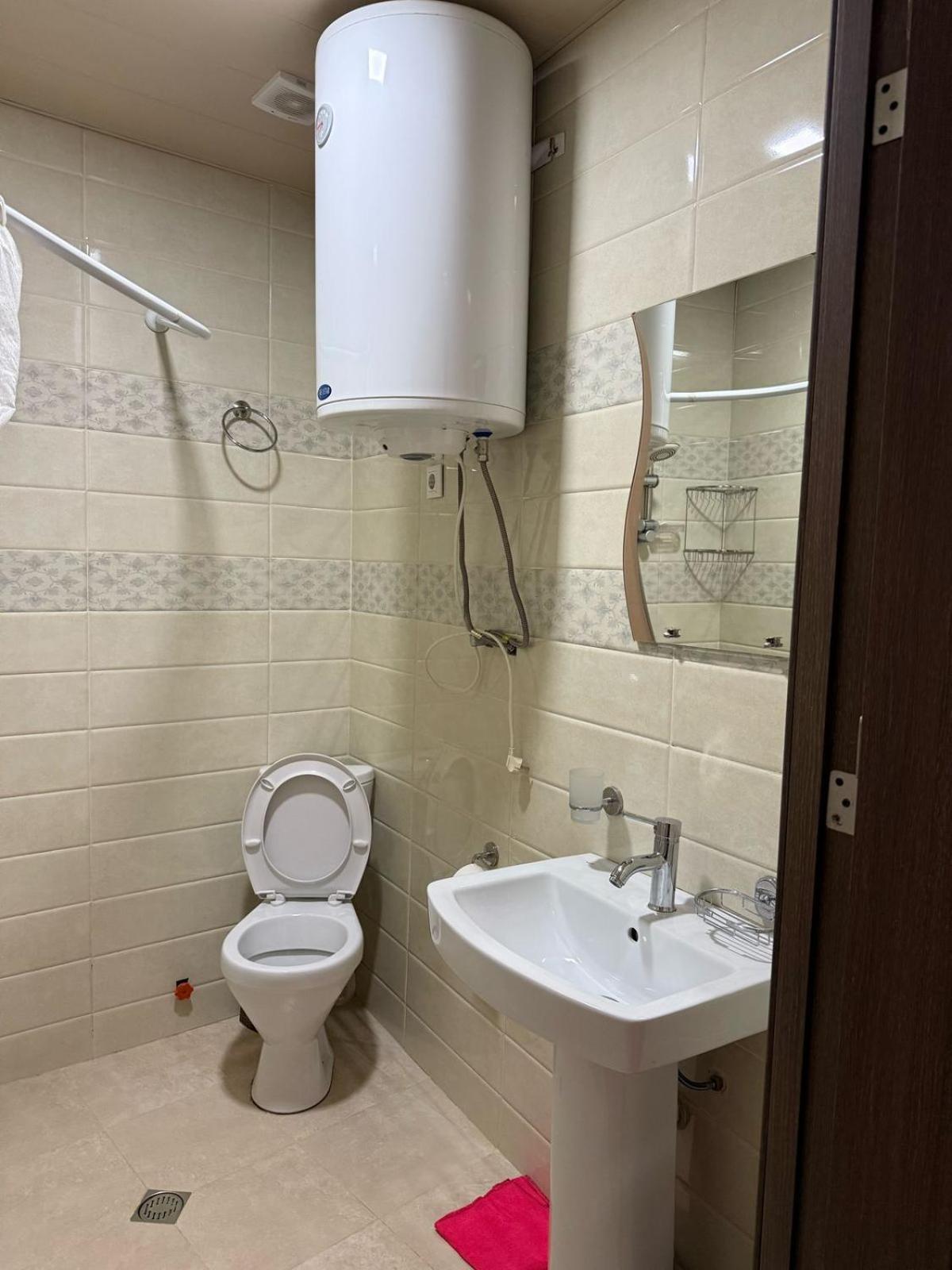 מסטיה Eka'S Guest House מראה חיצוני תמונה